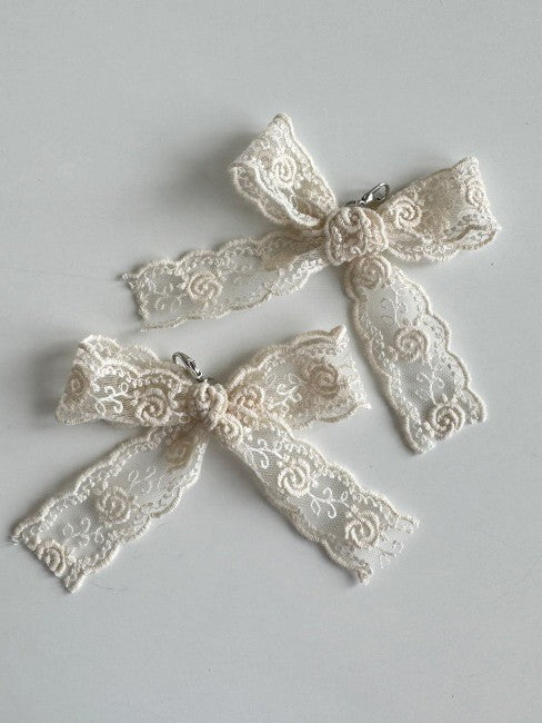 Lace Ribbon Shoe Charms