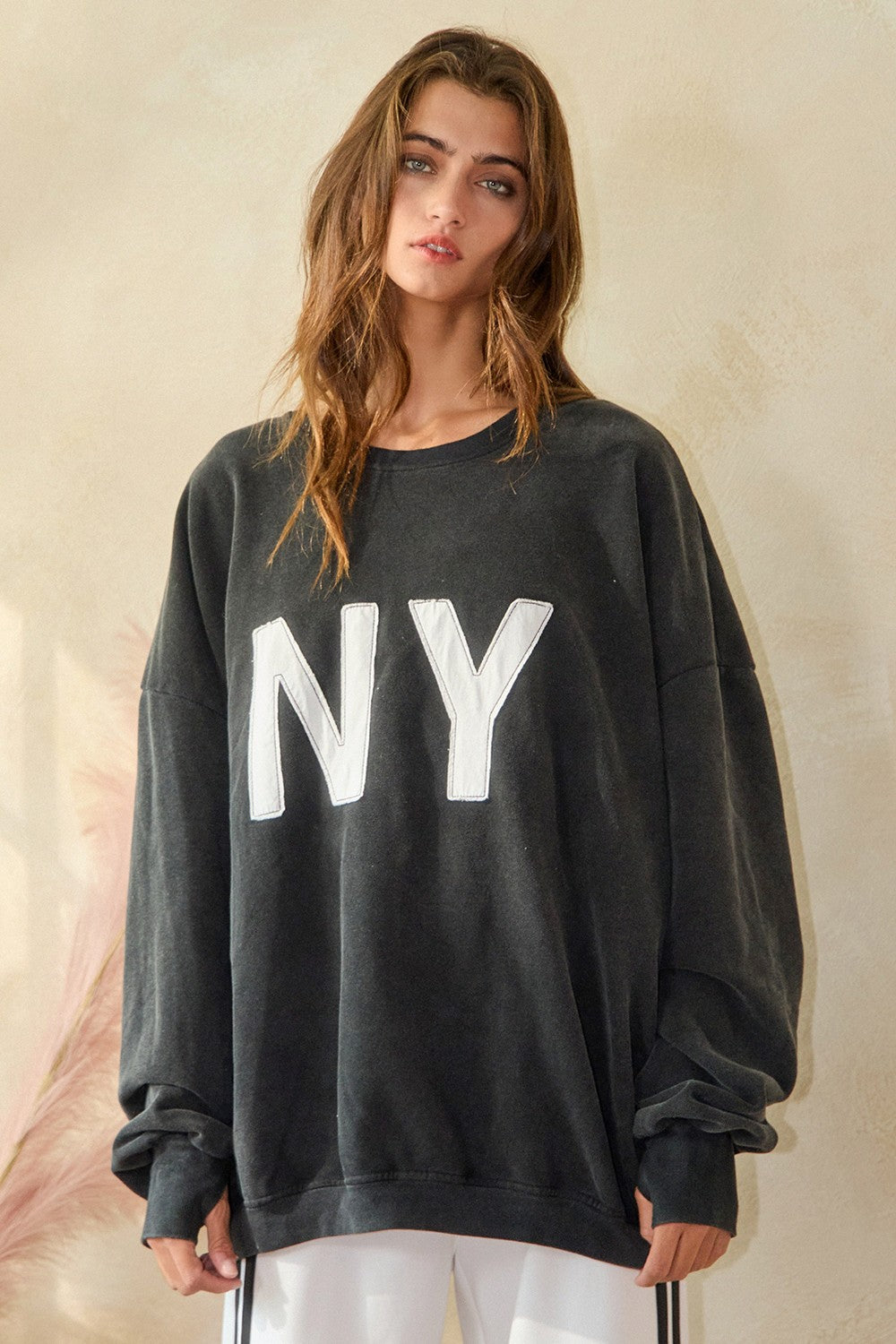 NY Patched Washed Sweatshirt