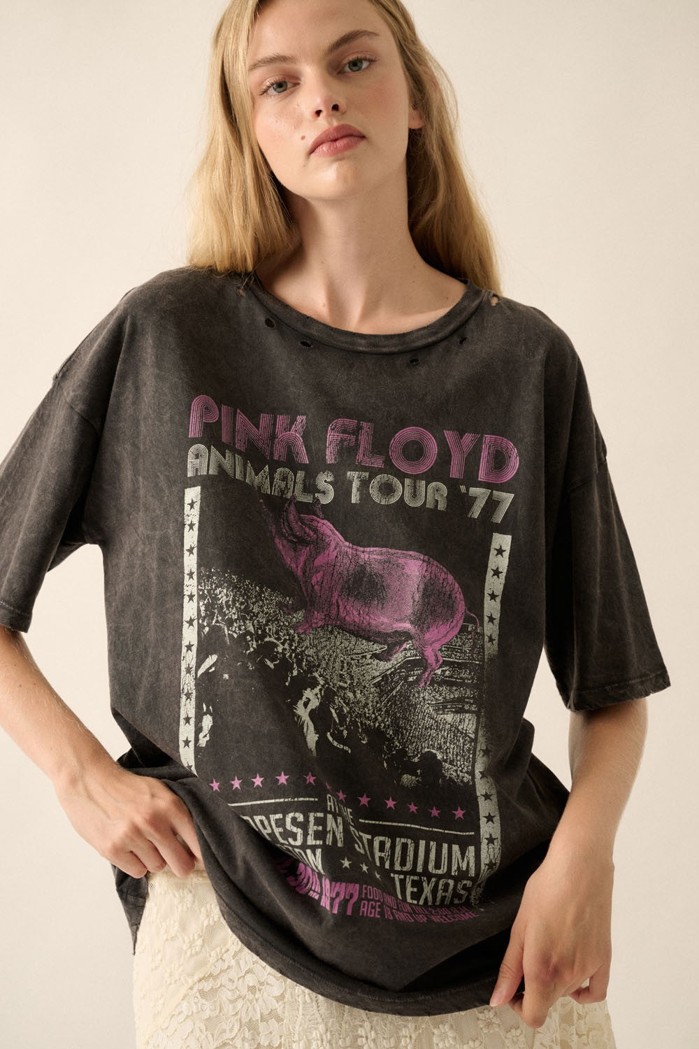 Pink Floyd Animals Tour '77 Distressed Graphic Tee