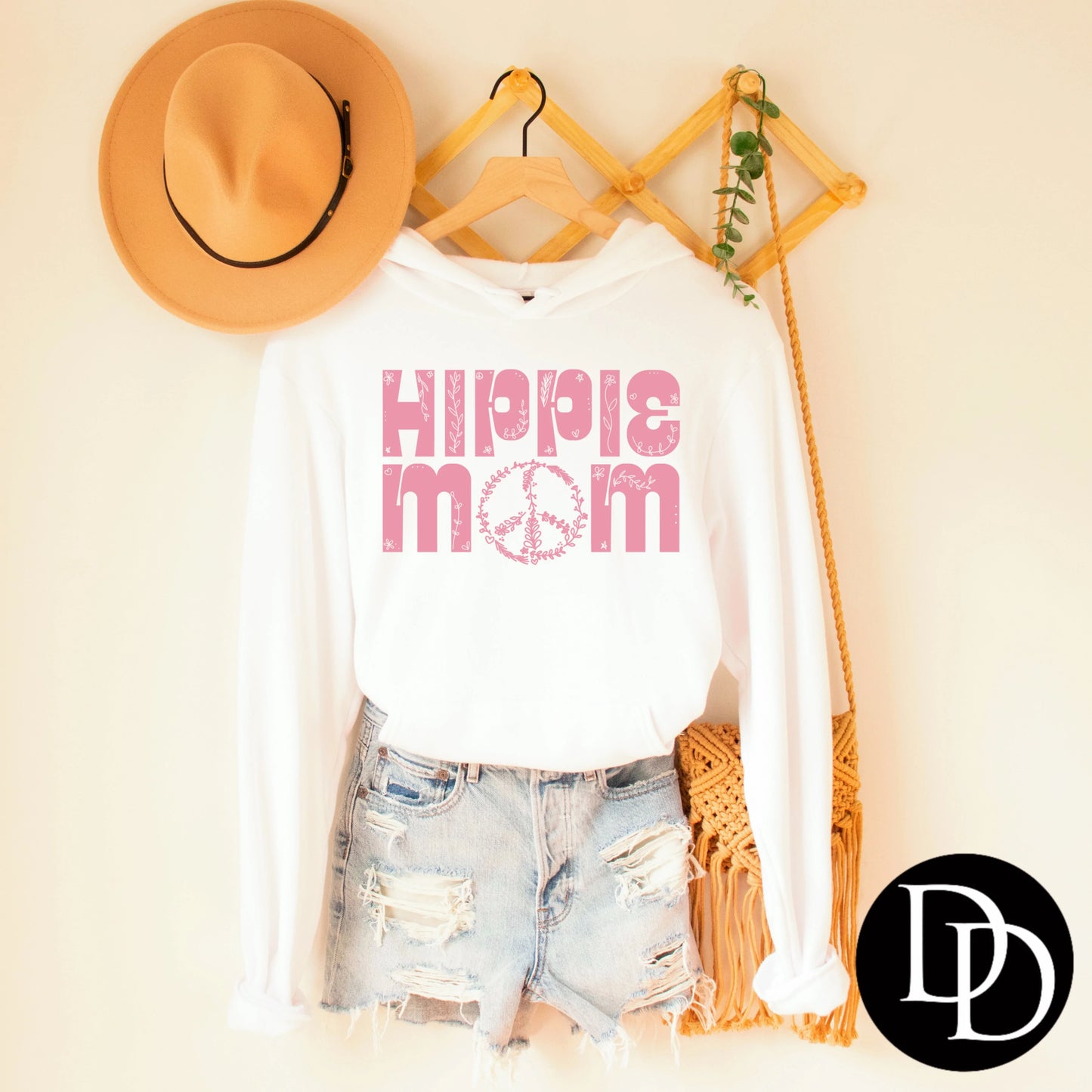 'Hippie Mom' Graphic